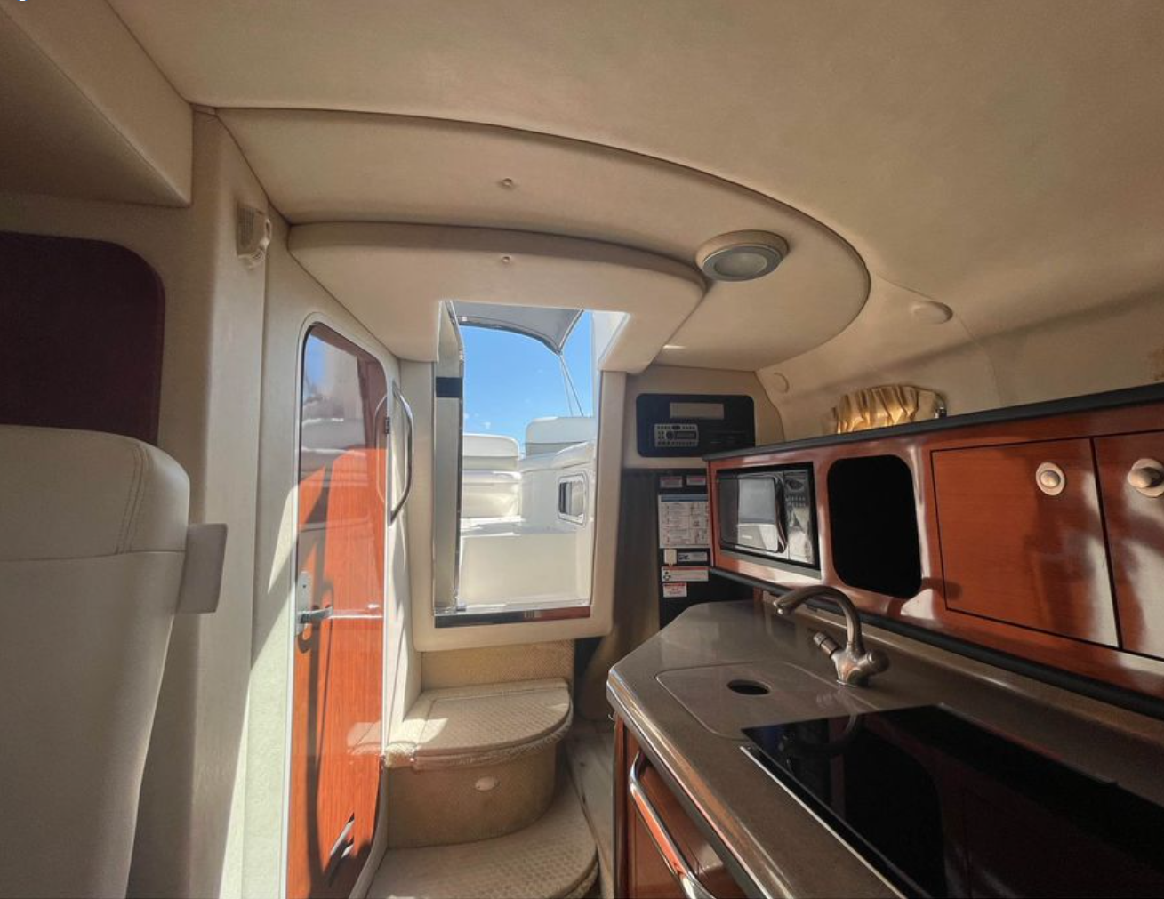2006 SEA RAY SUNDANCER 260 - Miami Boat Place