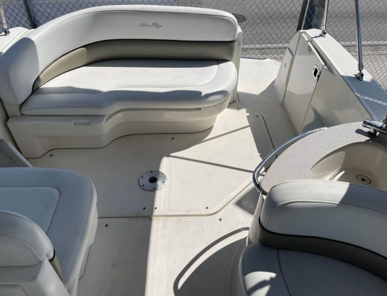 2006 SEA RAY SUNDANCER 260 - Miami Boat Place