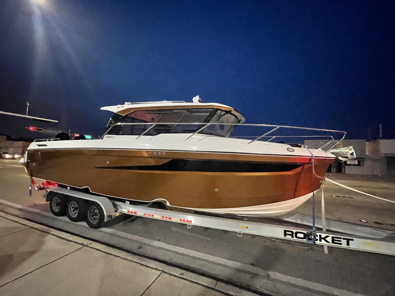 PARKER EXPLORER 920 MAX - Miami Boat Place