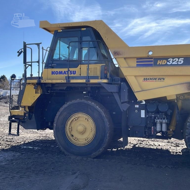 2022 KOMATSU HD325-8 - Miami Boat Place